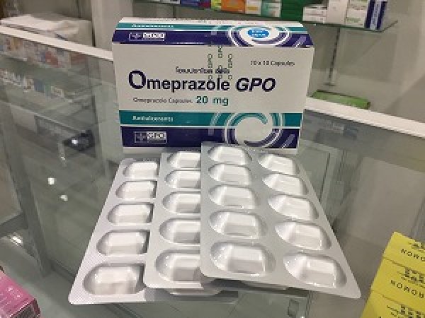 画像1: オメプラゾール（Omeprazole GPO）20mg 100カプセル×1箱 (1)