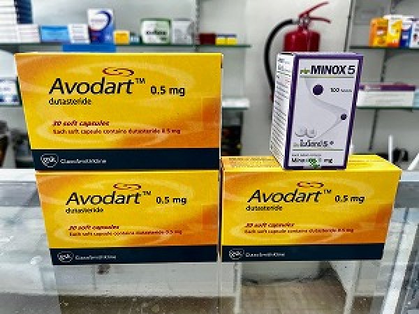 画像1: アボタード 0.5mg（Avodart 0.5mg）×3箱とミノックス5（Minox5）1ボトルのお買い得セット (1)