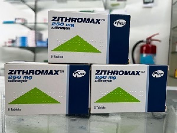 画像1: 【クラミジア治療薬】ジスロマック（ZITHROMAX）250mg/6錠×3箱 (1)