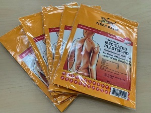 タイガーバーム・プラスター 赤・大（TIGER BALM MEDICATED PLASTER-RD）2枚×5袋